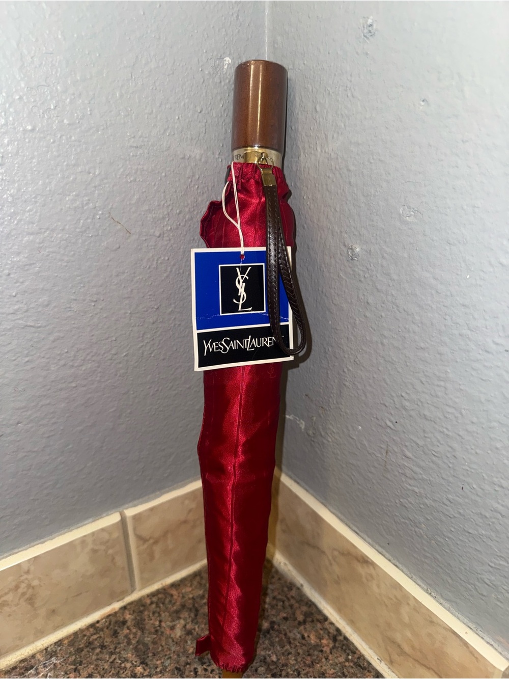 Yves Saint Laurent RARE VINTAGE NWT β€οΈSatin Red UmbrellaπAUTHENTIC!!!